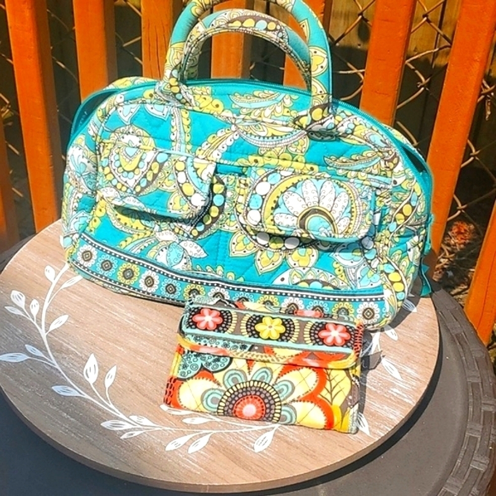 Vera Bradley Quilted Double Snap Front Pocket Sachel And Wallett